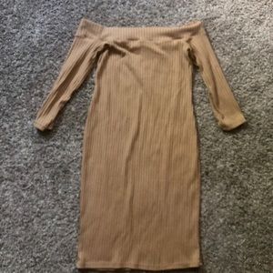 BODYCON OFF SHOULDER DRESS